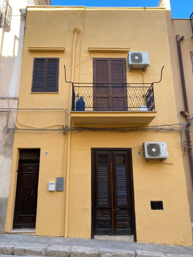 קאסטלמארה דל גולפו Appartamento Nel Cuore Di Castellamare Del Golfo מראה חיצוני תמונה